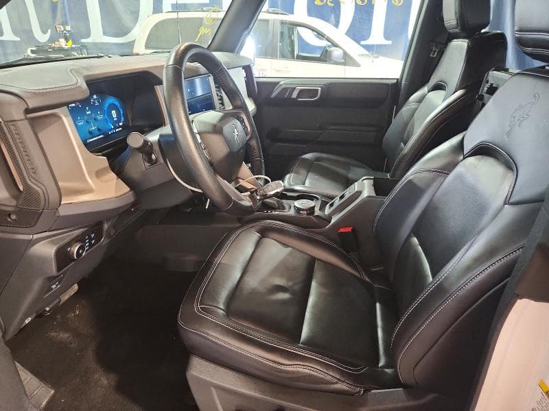 2025 FORD BRONCO OUTER BANKS 7