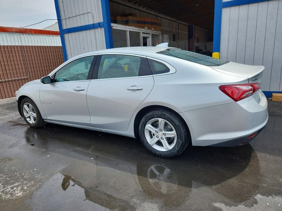 2022 CHEVROLET MALIBU LT 2