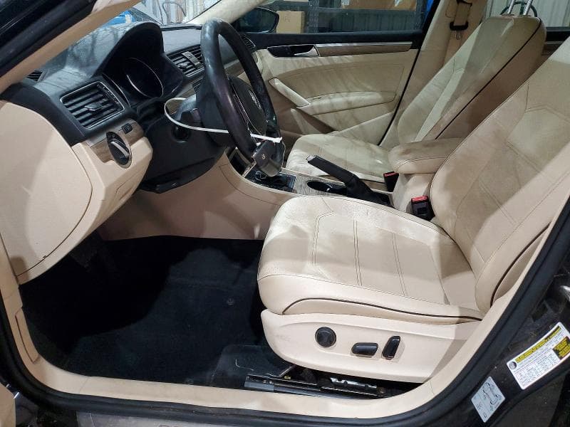 2018 VOLKSWAGEN PASSAT SE 7