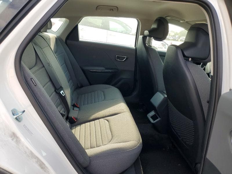 2025 KIA K4 EX 10
