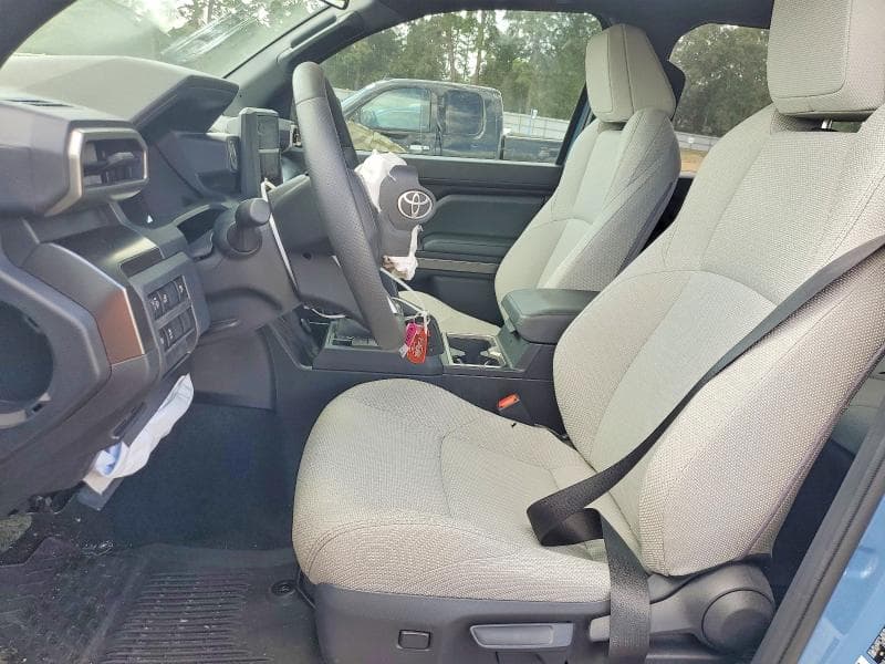 2025 TOYOTA 4RUNNER SR5 7