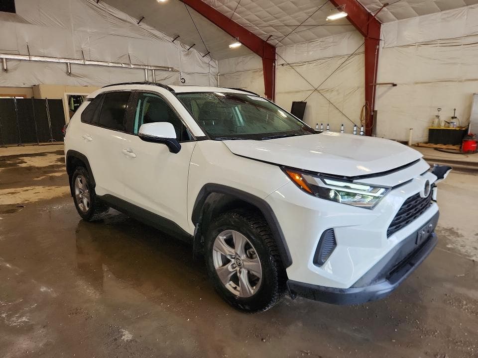 2025 TOYOTA RAV4 XLE 4