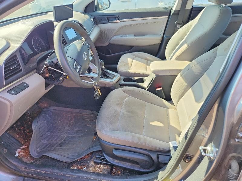 2019 HYUNDAI ELANTRA SE 7