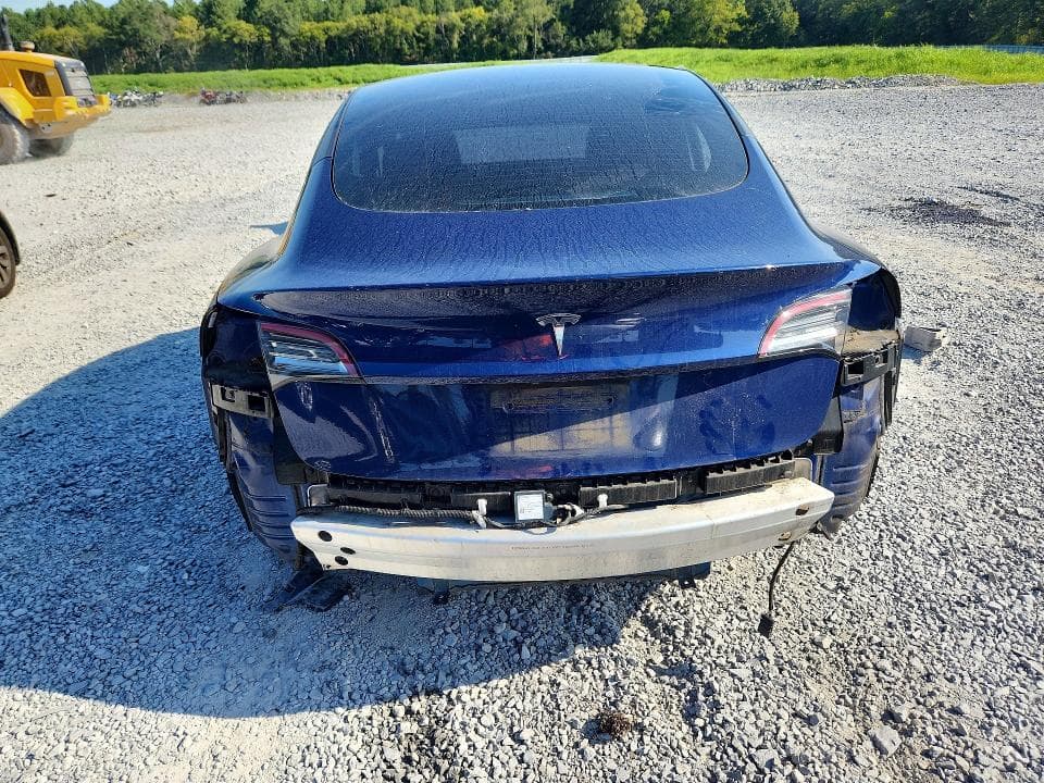 2021 TESLA MODEL 3 6