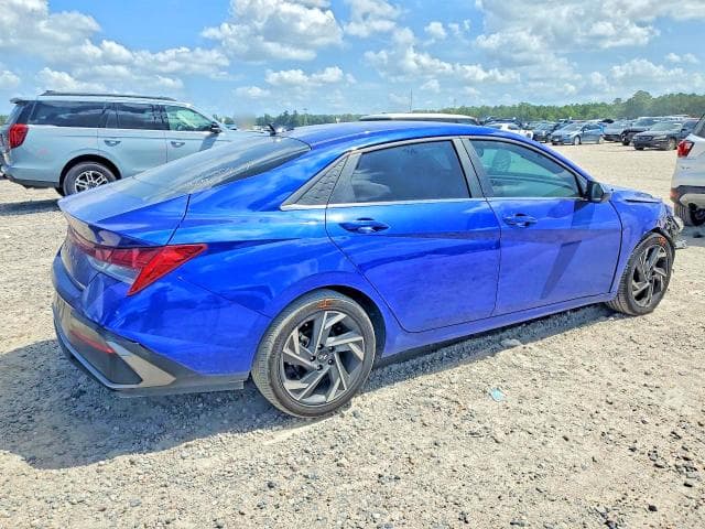 2024 HYUNDAI ELANTRA SEL 3