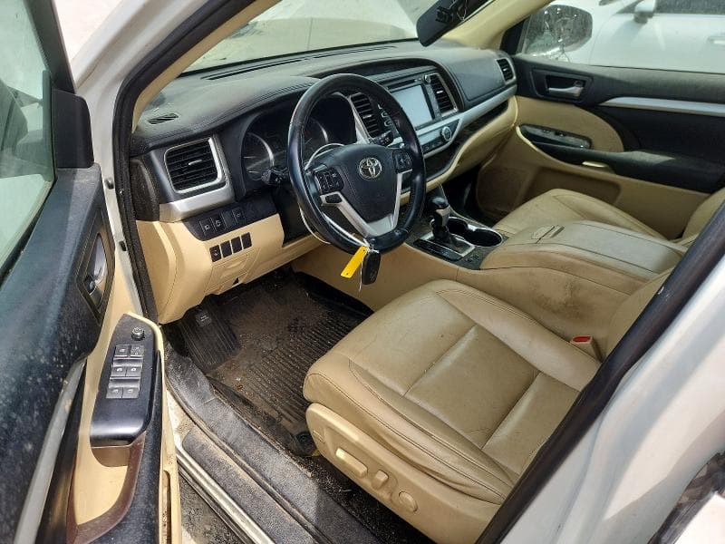 2019 TOYOTA HIGHLANDER XLE 8