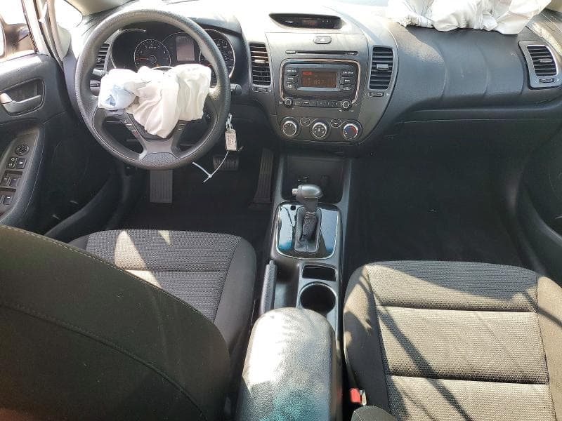 2017 KIA FORTE LX 8