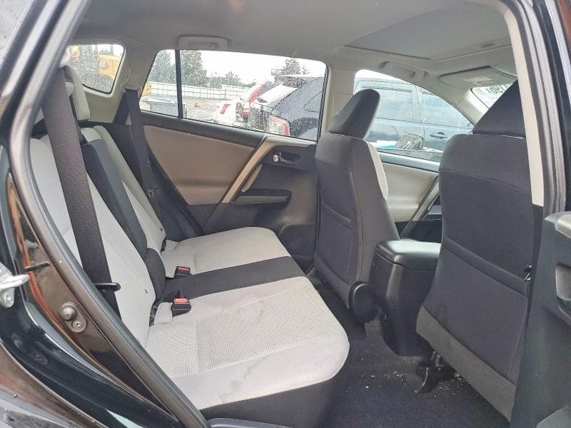 2018 TOYOTA RAV4 XLE 11