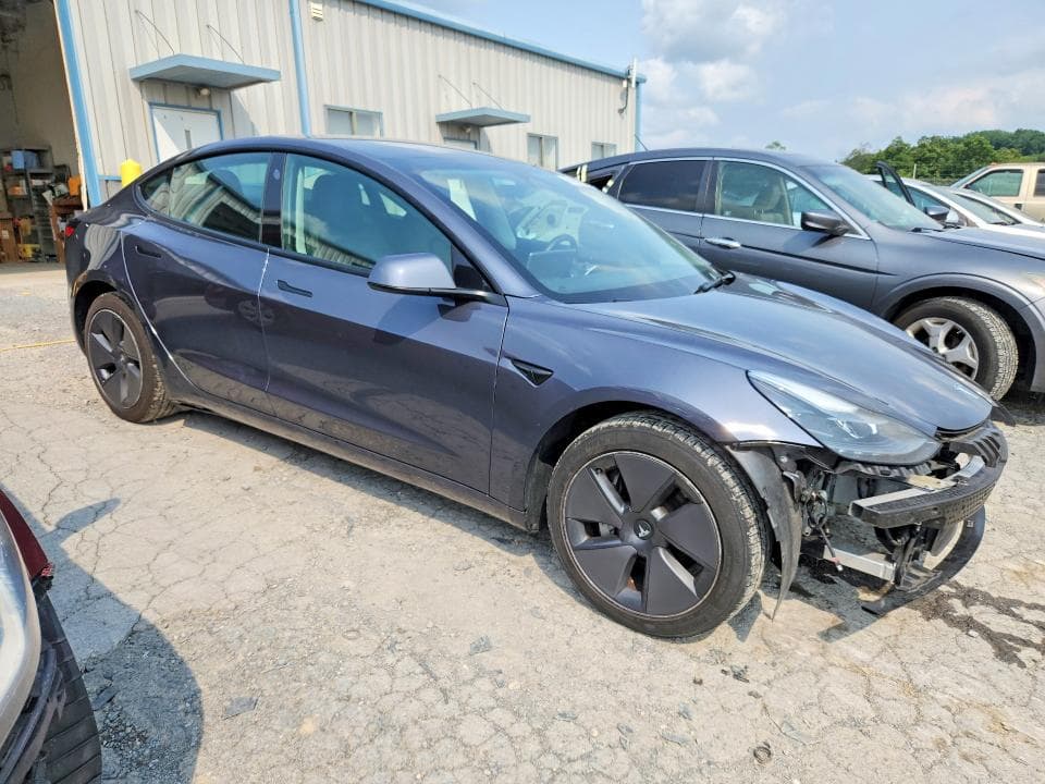 2023 TESLA MODEL 3 4