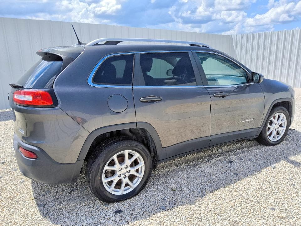2018 JEEP CHEROKEE LATITUDE PLUS 3