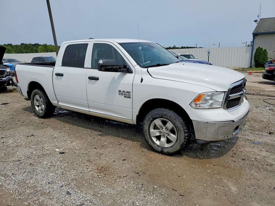 2023 RAM 1500 CLASSIC SLT 4