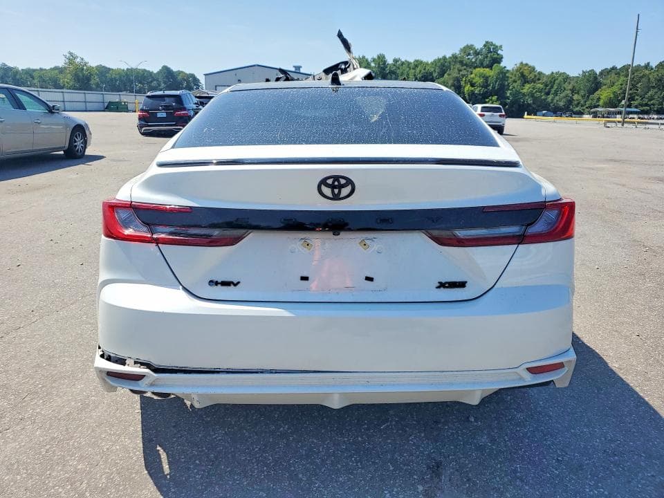 2025 TOYOTA CAMRY SE 6