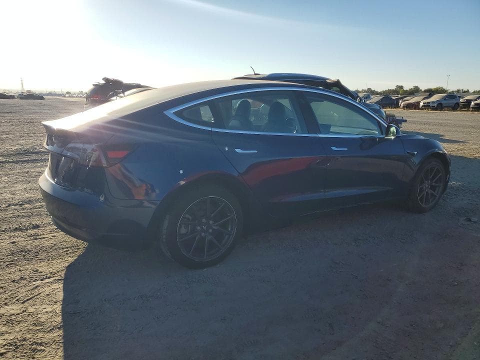 2018 TESLA MODEL 3 3