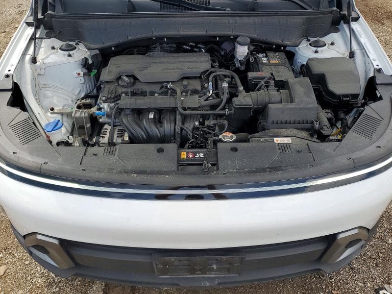2026 HYUNDAI KONA SE 12