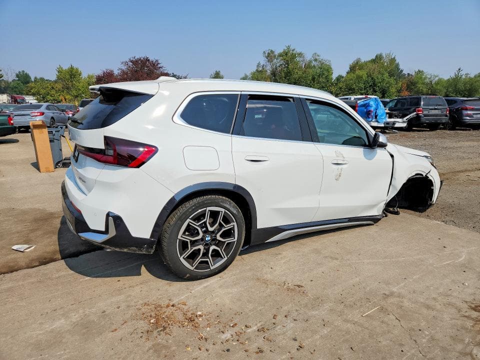 2023 BMW X1 XDRIVE28I 3