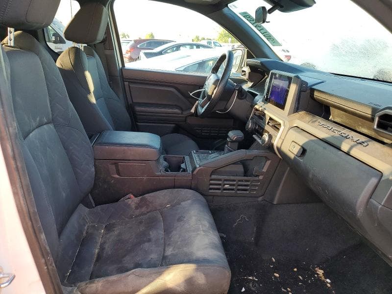 2025 TOYOTA TACOMA SR 10