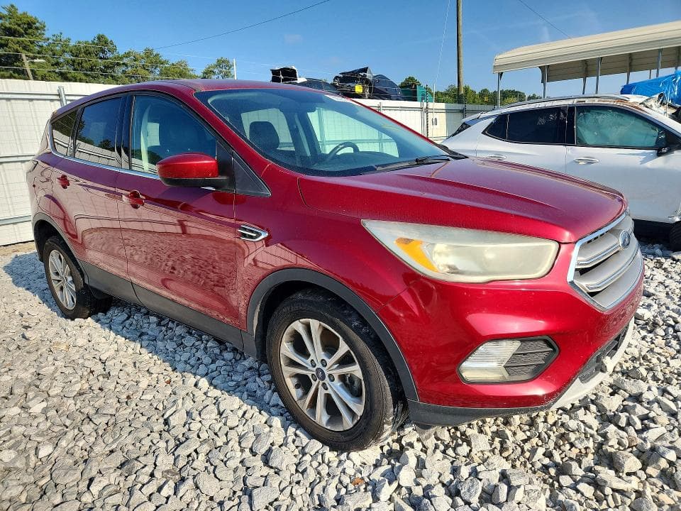 2017 FORD ESCAPE SE 4