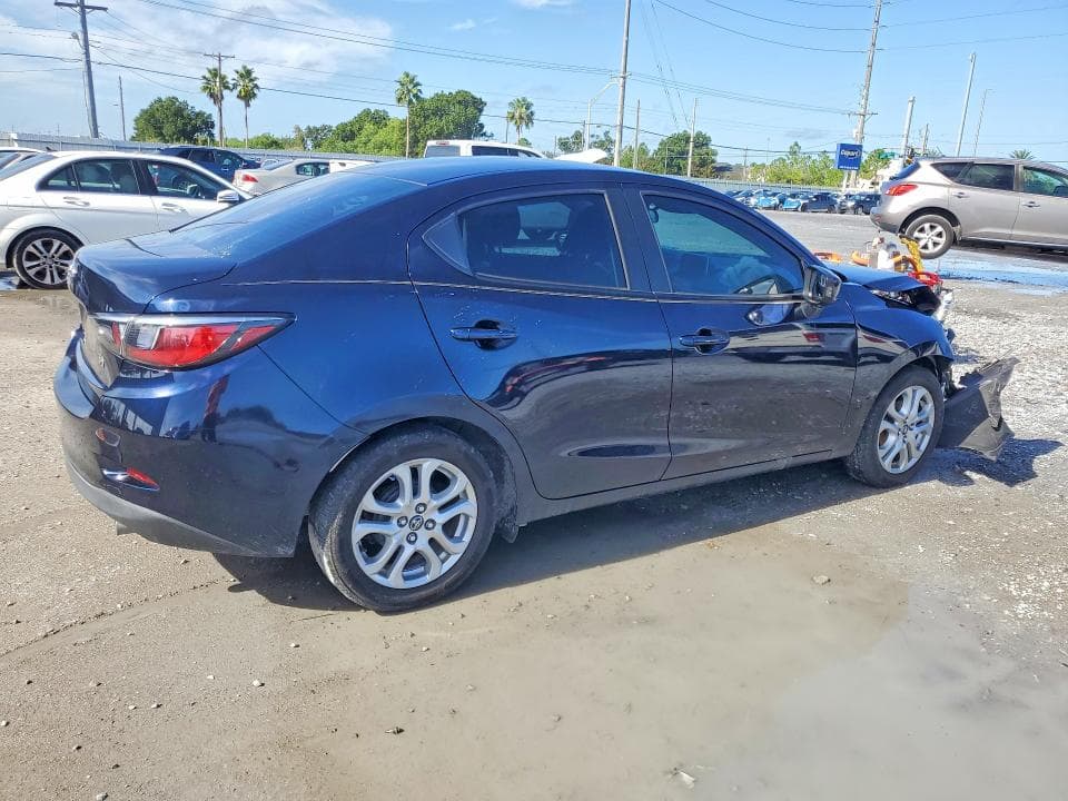2018 TOYOTA YARIS IA BASE 3