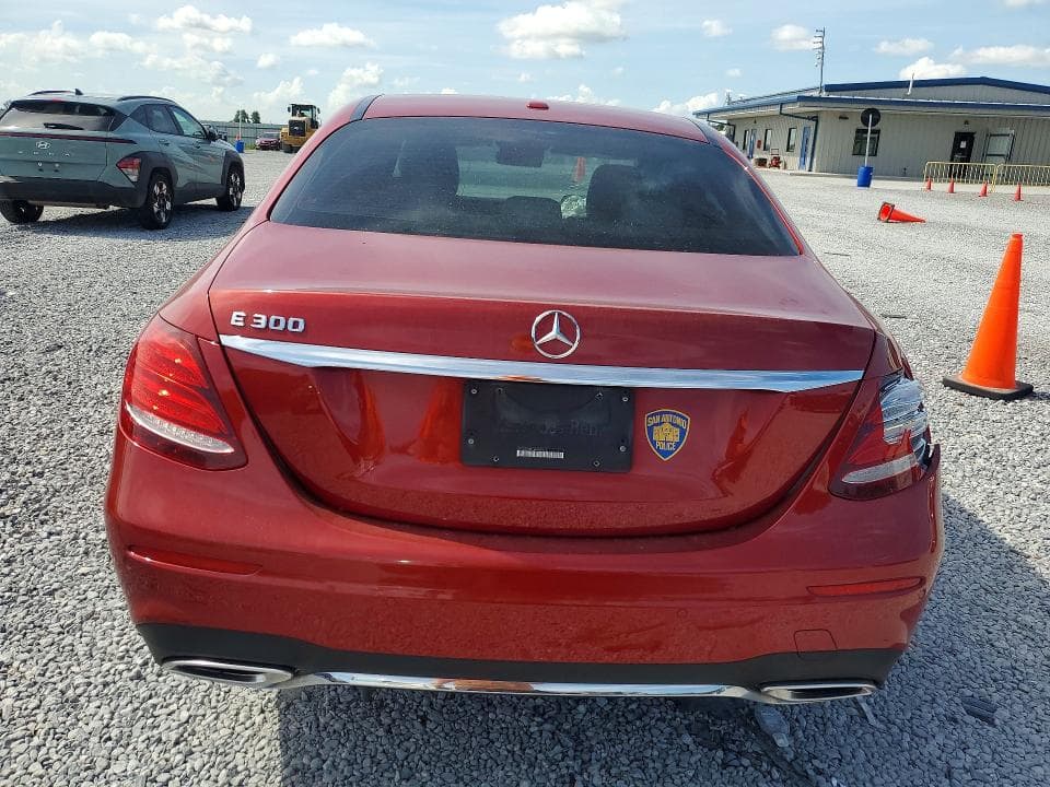 2018 MERCEDES-BENZ E 300 6