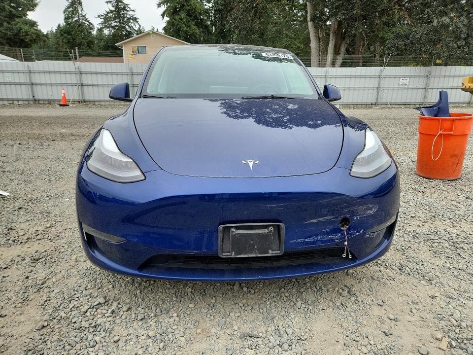 2023 TESLA MODEL Y 5
