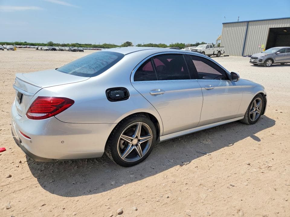2017 MERCEDES-BENZ E 300 3