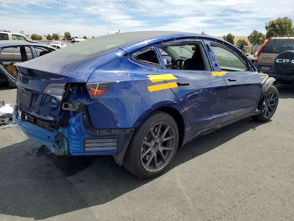 2023 TESLA MODEL 3 3