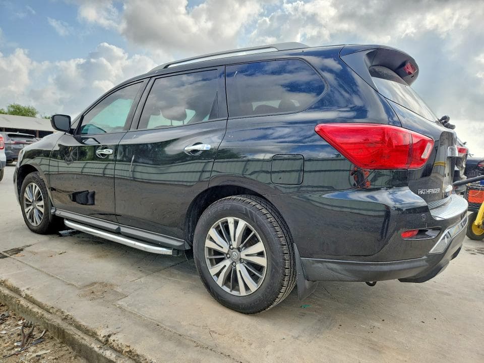 2020 NISSAN PATHFINDER SV 2