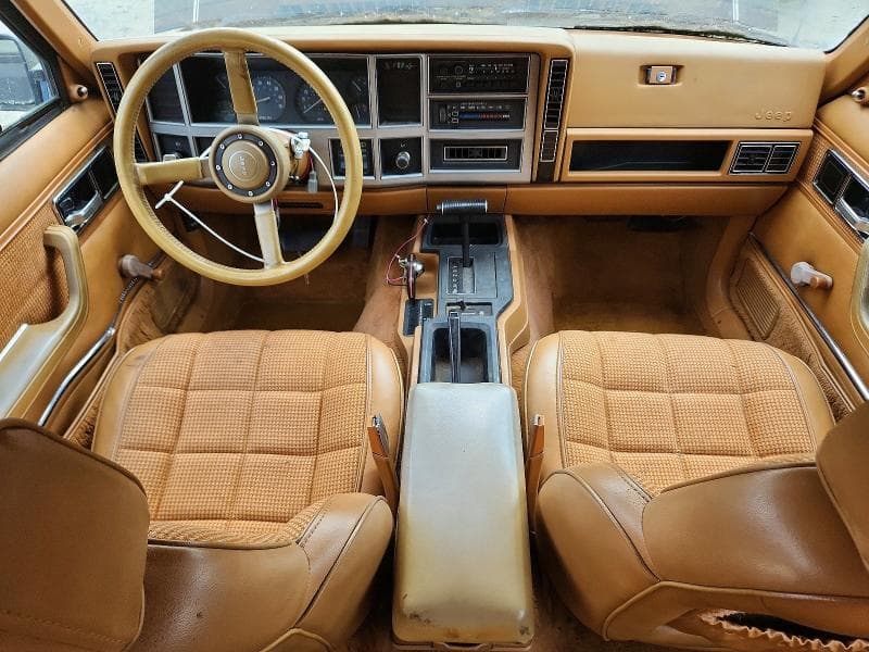 1985 JEEP CHEROKEE LAREDO 8