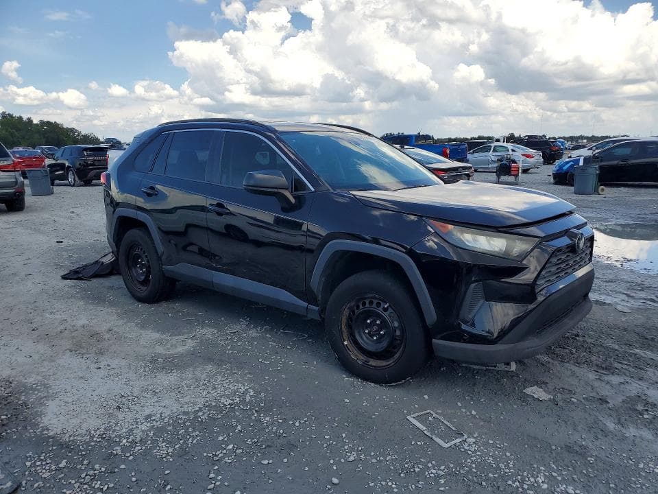 2021 TOYOTA RAV4 LE 4