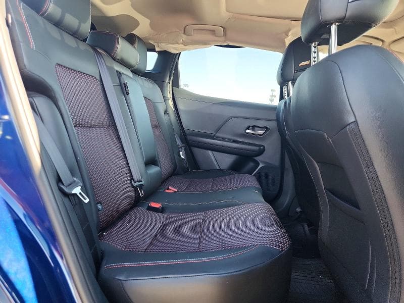 2026 NISSAN KICKS SR 11