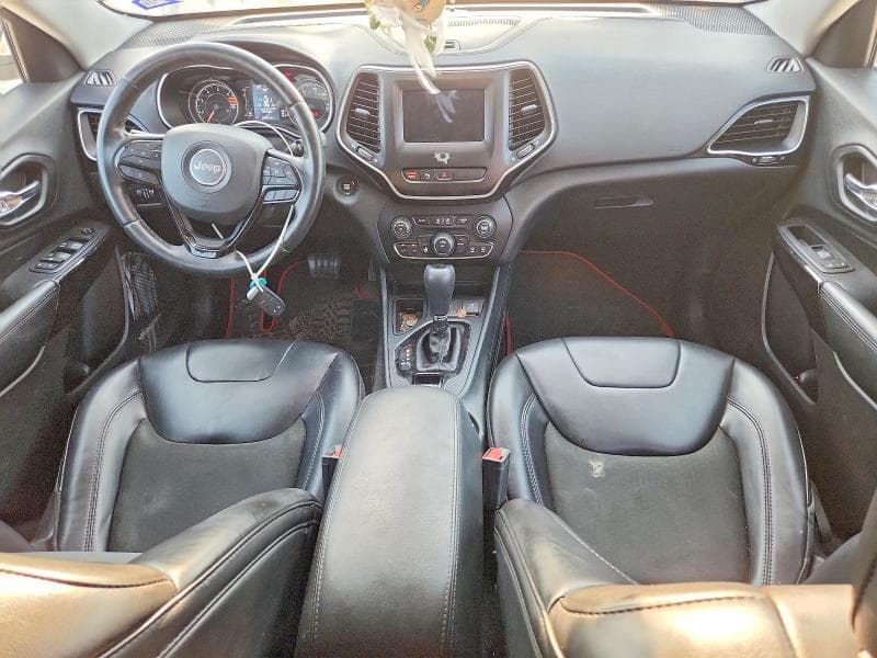 2019 JEEP CHEROKEE LATITUDE PLUS 8