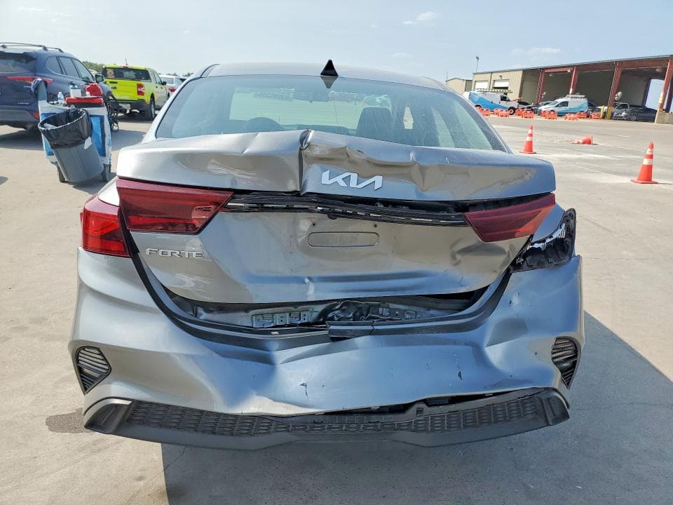 2023 KIA FORTE LXS 6