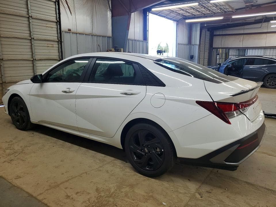 2026 HYUNDAI ELANTRA SEL SPORT 2