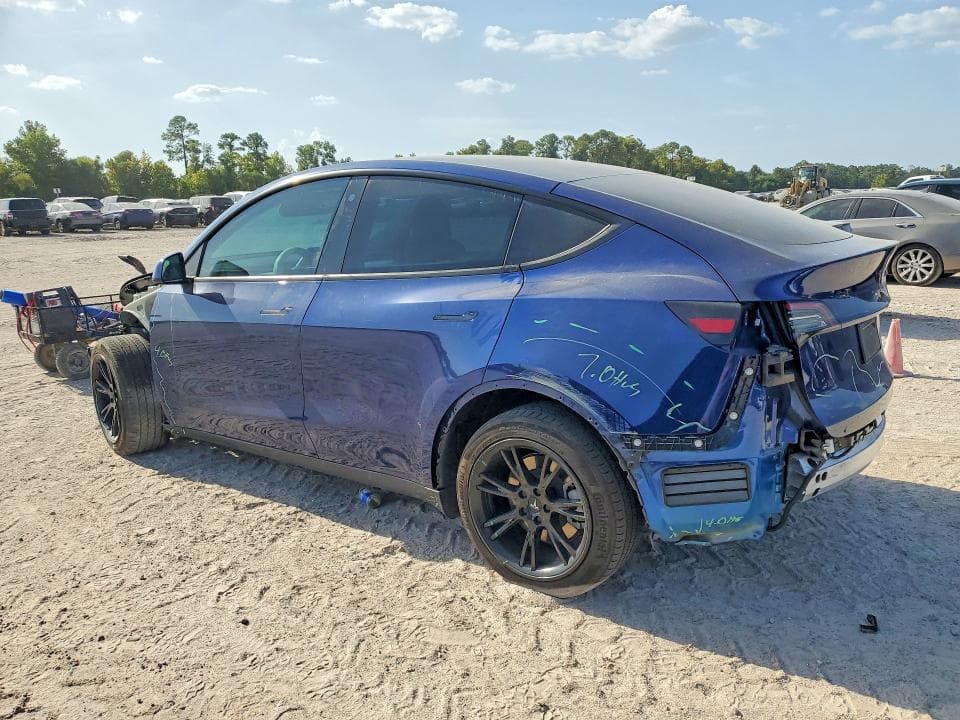 2023 TESLA MODEL Y 2