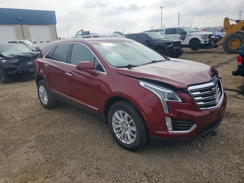 2017 CADILLAC XT5 4