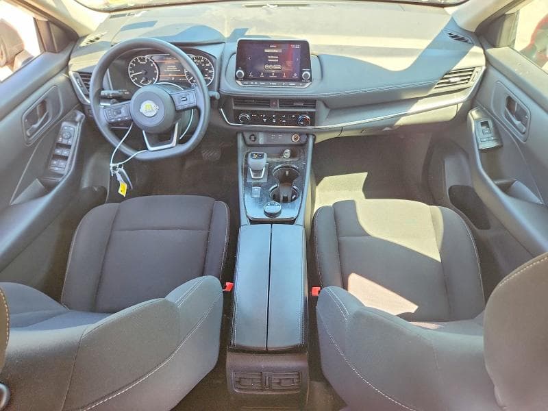 2024 NISSAN ROGUE S 8