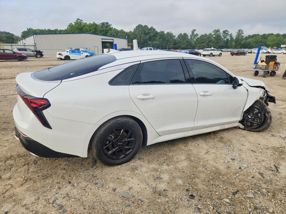 2025 KIA K5 LXS 3