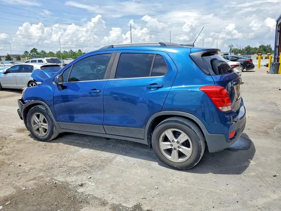 2020 CHEVROLET TRAX 1LT 2