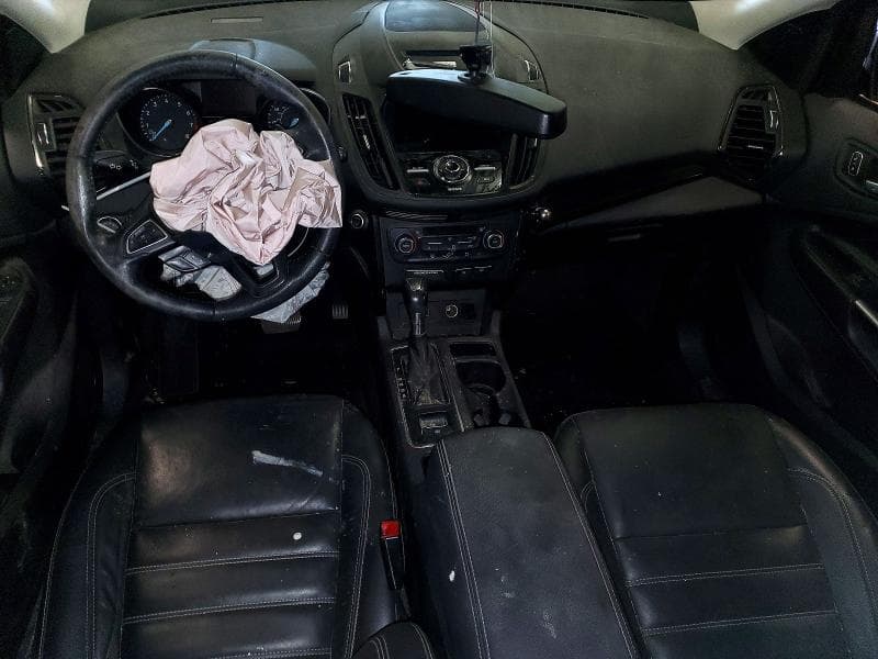 2017 FORD ESCAPE TITANIUM 8