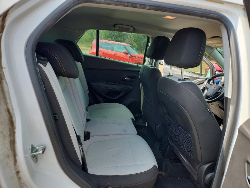 2020 CHEVROLET TRAX LS 10