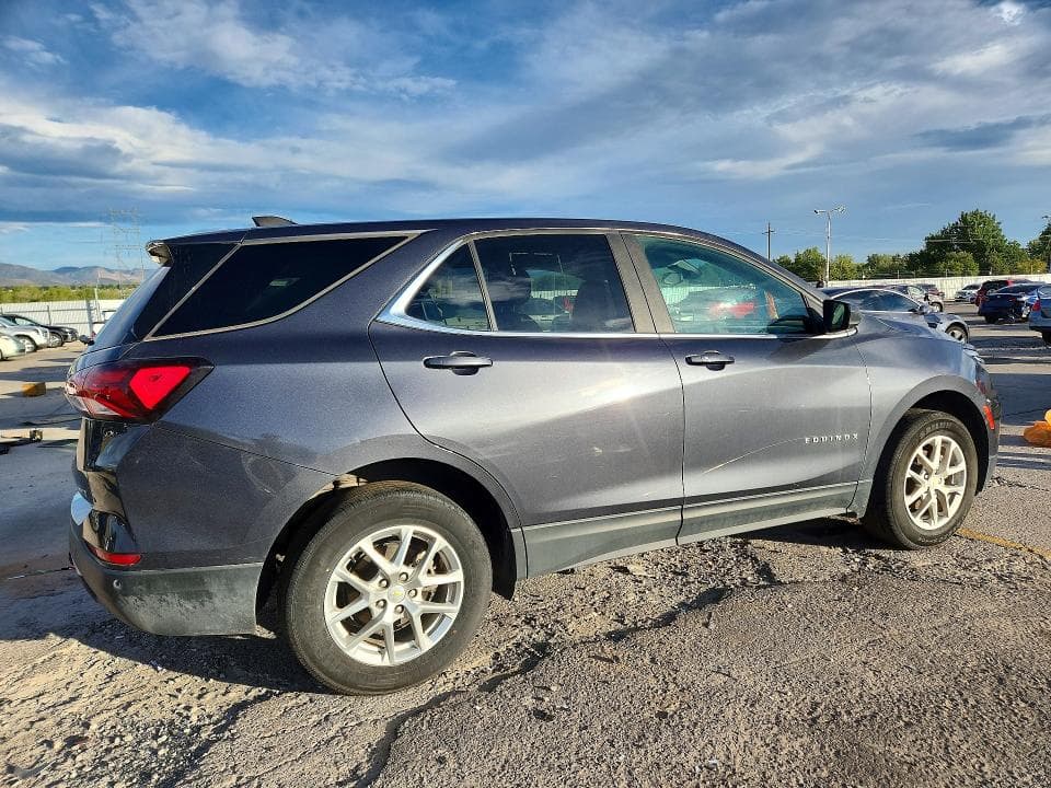 2022 CHEVROLET EQUINOX 3