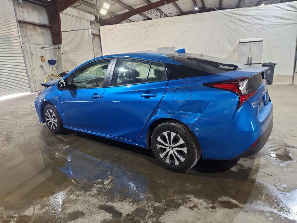 2019 TOYOTA PRIUS LE AWD-E 2