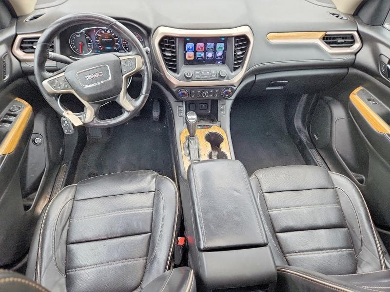 2017 GMC ACADIA DENALI 8