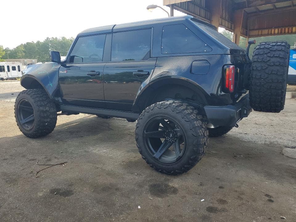 2024 FORD BRONCO OUTER BANKS 2