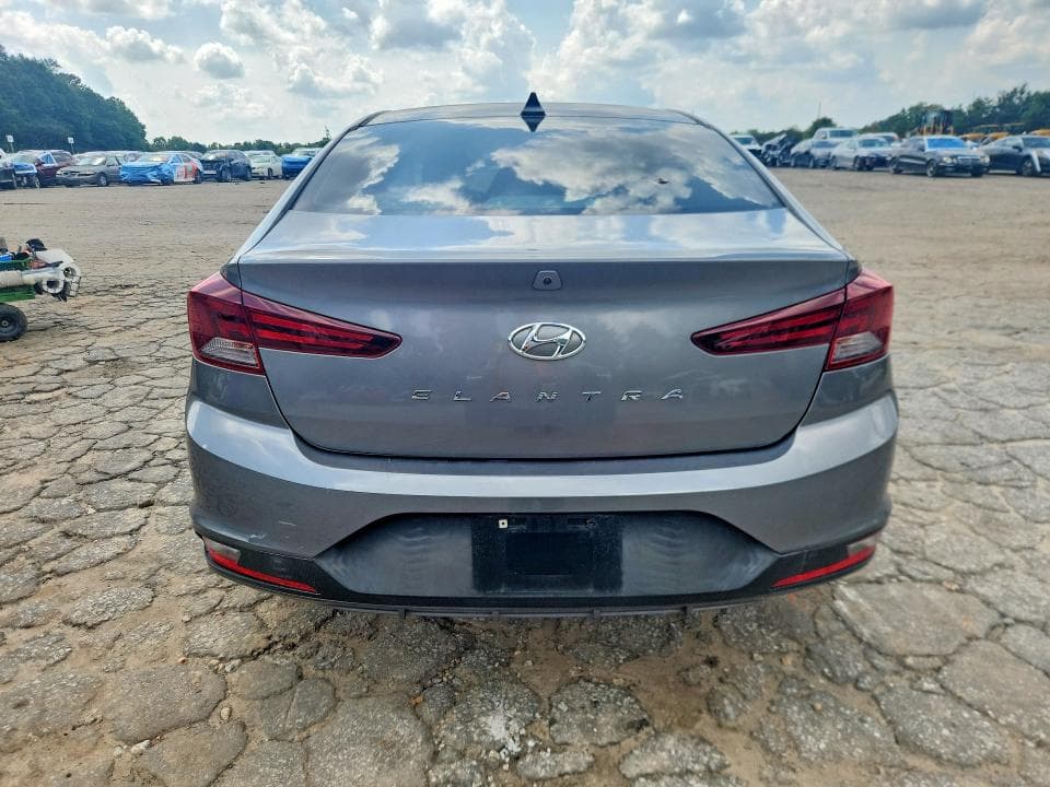 2019 HYUNDAI ELANTRA SEL 6