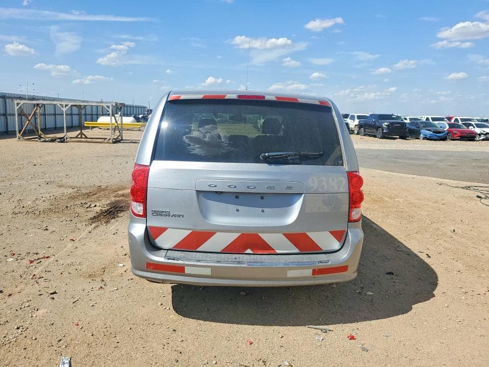 2020 DODGE GRAND CARAVAN SE 6
