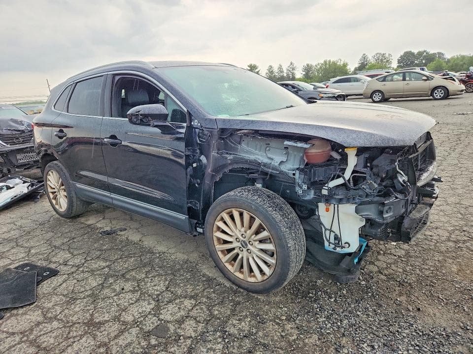 2019 LINCOLN MKC 4