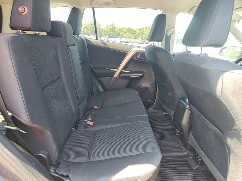 2017 TOYOTA RAV4 LE 11