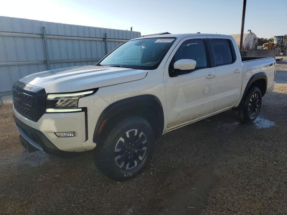2024 NISSAN FRONTIER PRO-4X - 1