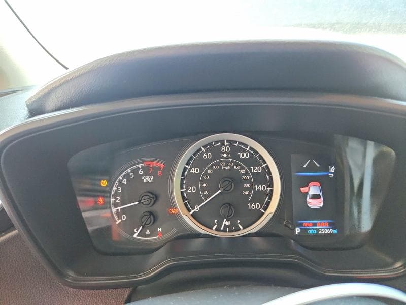 2022 TOYOTA COROLLA LE 9
